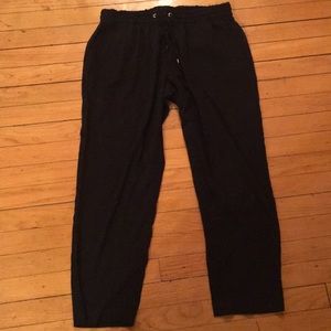 Express pants, drawstring waist line, comfortable
